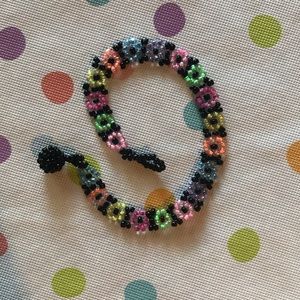 Floral beaded bracelet 🌸